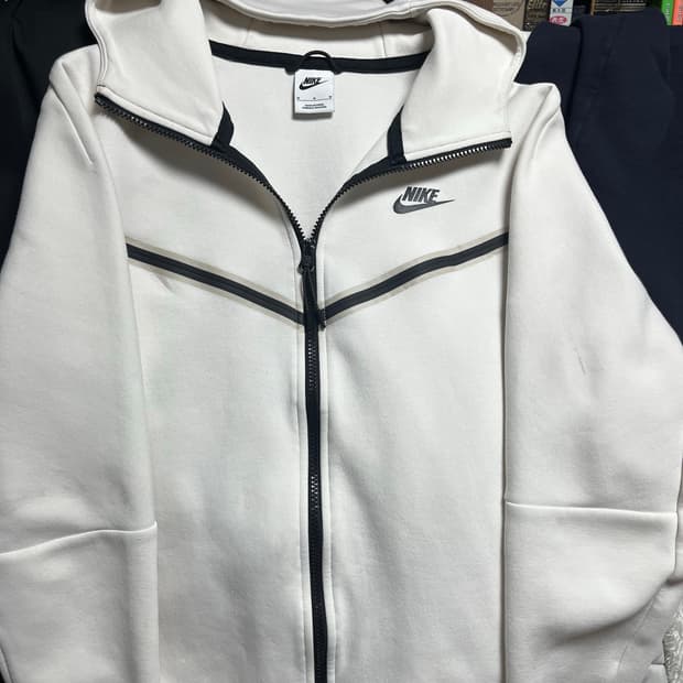 나이키 테크팩 화이트 M