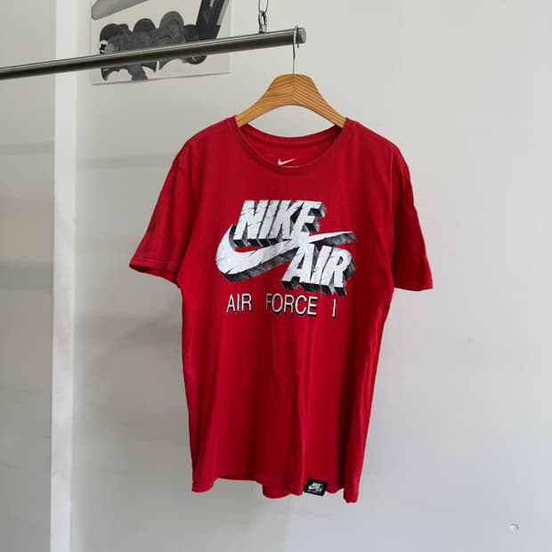 NIKE 반팔 티셔츠