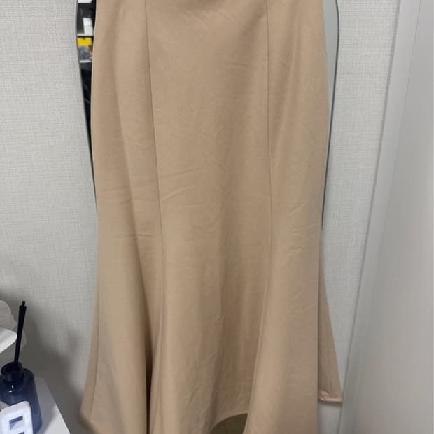 유니클로 머메이드 스커트