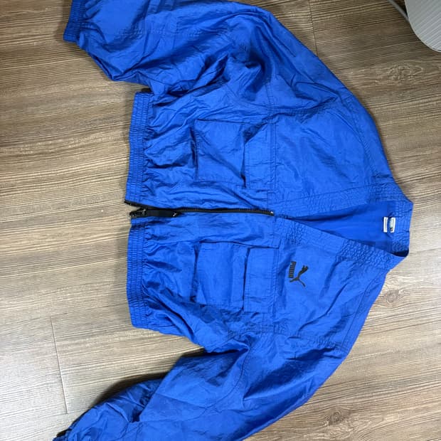 퓨마 크롭 바람막이