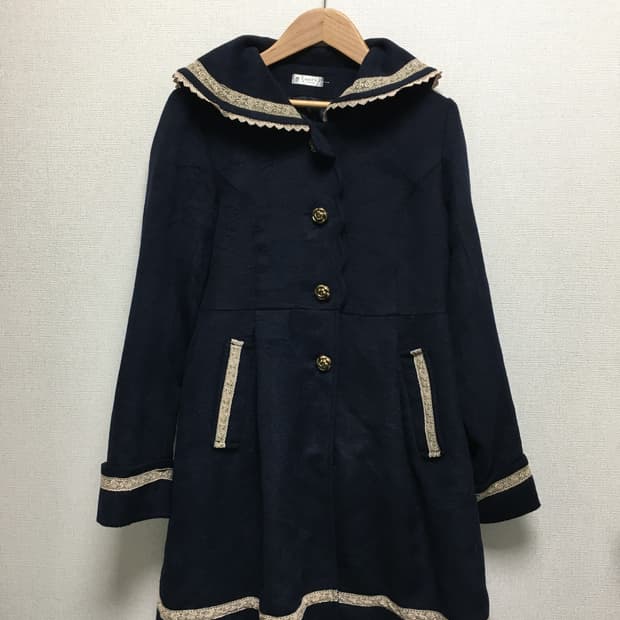Axes famme Navy coat 