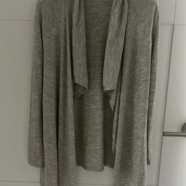 Theory 회색 울 가디건 S 사이즈 55,66 정품
