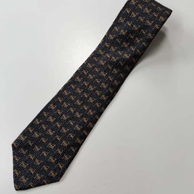 미치코런던(MICHIKO LONDON) 실크 넥타이 9cm