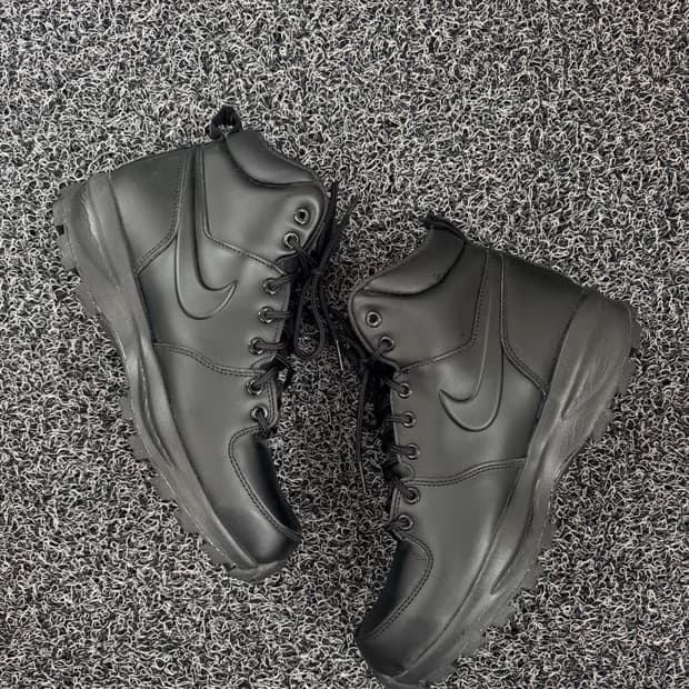 나이키 마노아 블랙 레더 부츠