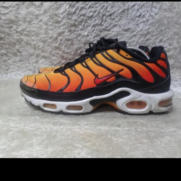 나이키 에어맥스 플러스 og 피멘토 선셋