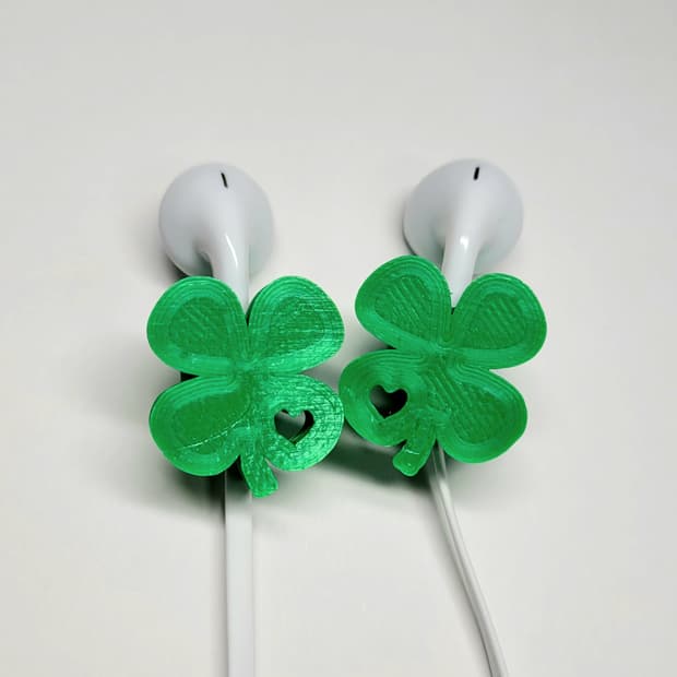 네잎 클로버 줄이어폰 장식 악세사리