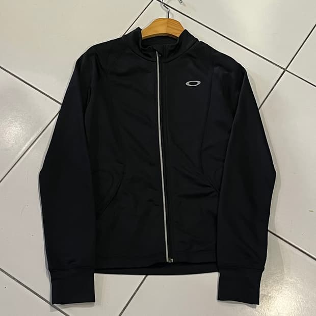 오클리 블랙 트랙자켓 져지