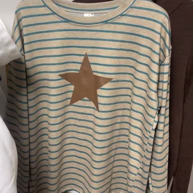 빈티지 카키 스트라이프 롱슬리브 루즈핏 티셔츠