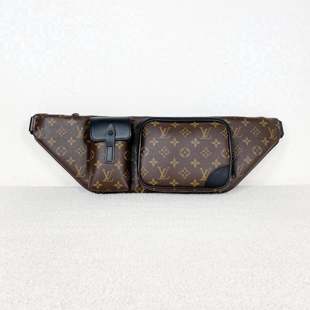 루이비통 크로스백 크리스토퍼 범백