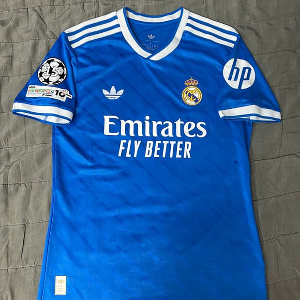 25/26 레알 마드리드 써드 어센틱 유니폼