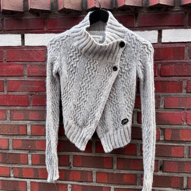 Diesel 디젤 언발란스 버튼업 니트 가디건 