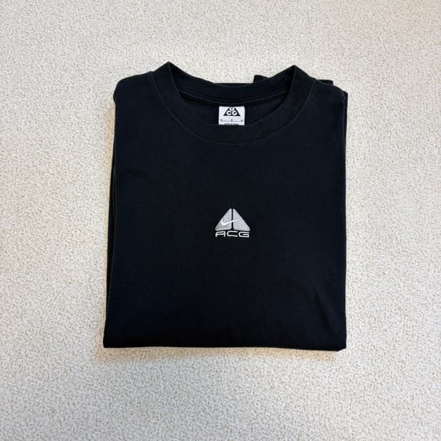 나이키 ACG 렁스 롱슬리브 블랙 M