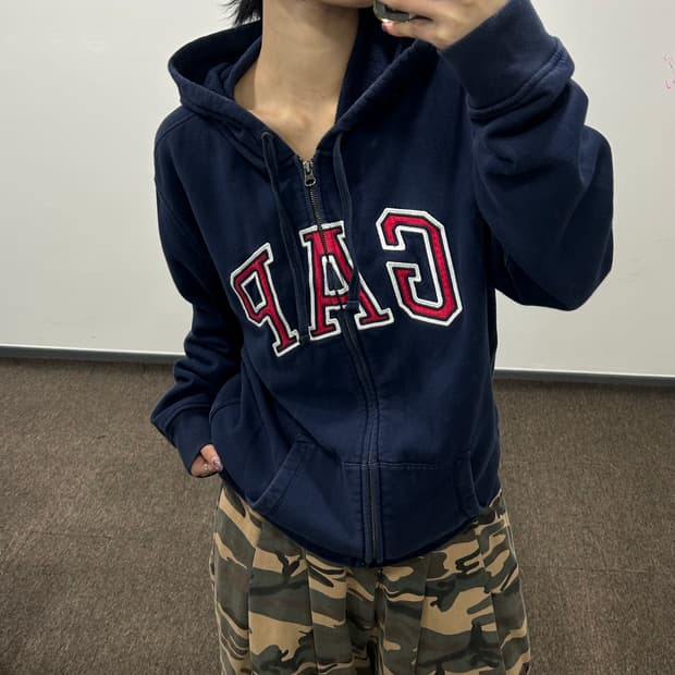 Gap 갭 레드로고 네이비 후드집업 