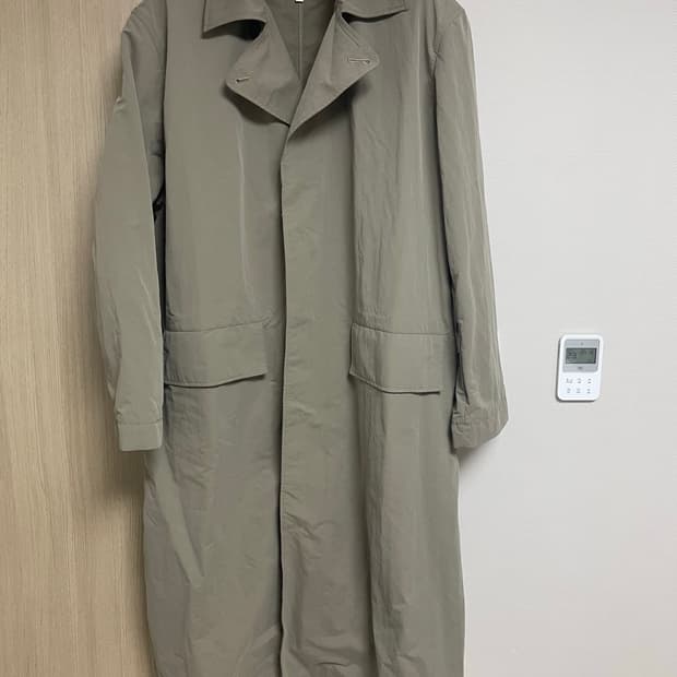 스튜디오니콜슨 코트 팝니다