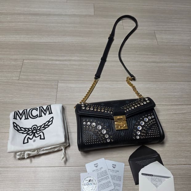 mcm 숄더백