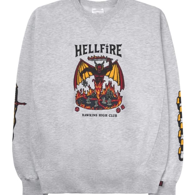 IAB 스튜디오 헬파이어 맨투맨