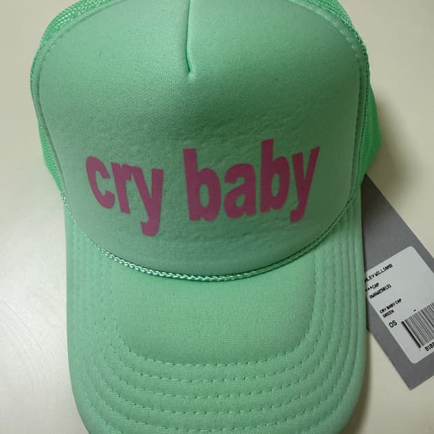 애슐리윌리엄스 크라이베이비 캡