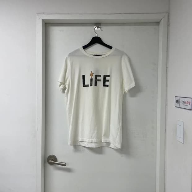 레미 릴리프 반팔 티셔츠 화이트 XL