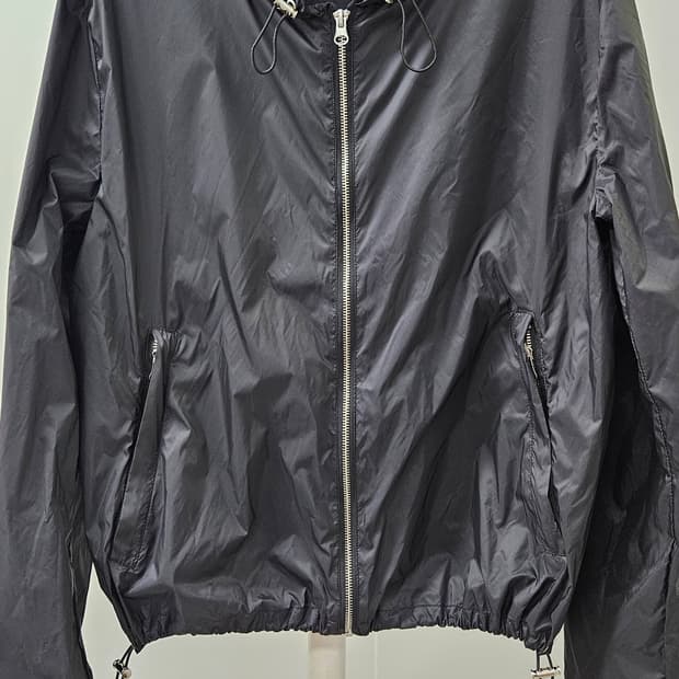 산드로 경량 나일론 후드 바람막이점퍼(M)