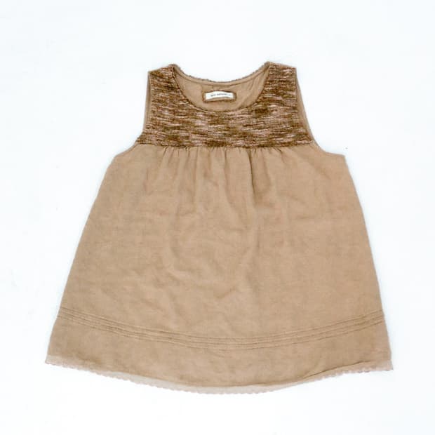 내추럴 니트 요크 슬리브리스