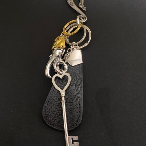 블랙 슈혼 키링