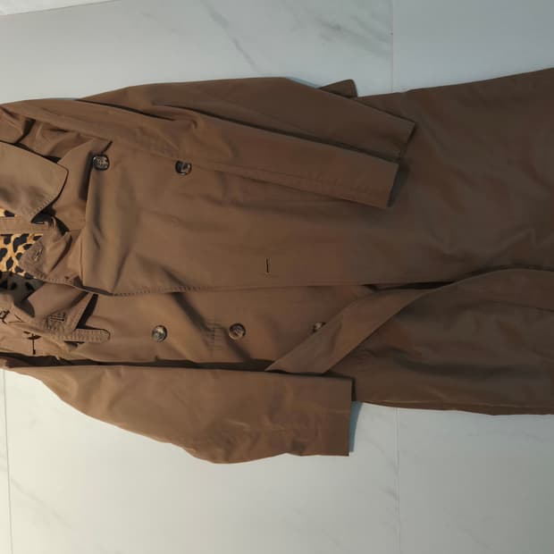 입생로랑 트렌치코트