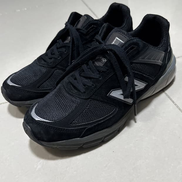 뉴발란스 990v5 블랙 275