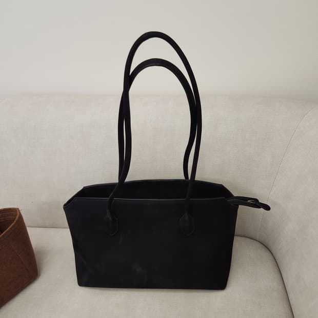 THE ROW 더로우 테라스백 블랙