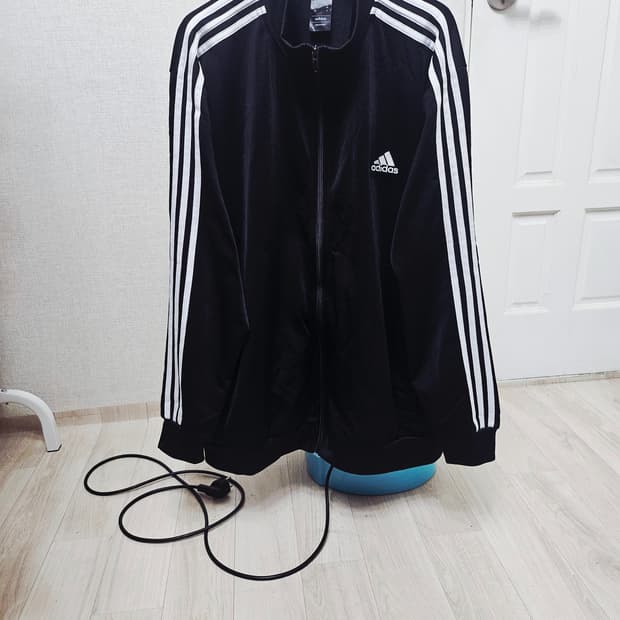 (120)4XL ☆24년신형☆ 아디다스 에센셜 3st [검흰] 트랙탑져지
