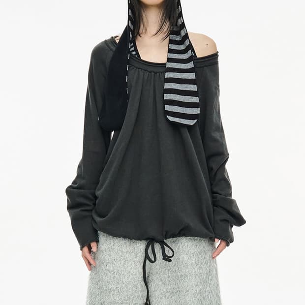 세릭 Cerric 라운드 헴 스트링 탑 차콜