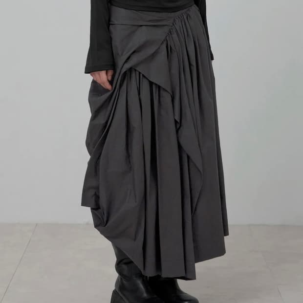 플레어업 드레이프 레이어드 스커트 차콜