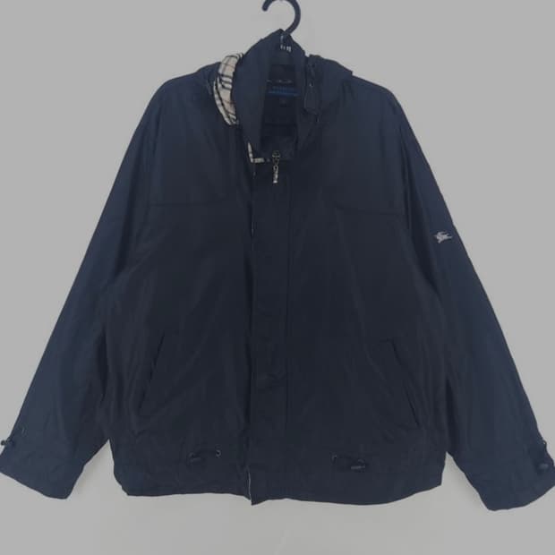 버버리 바람막이 자켓