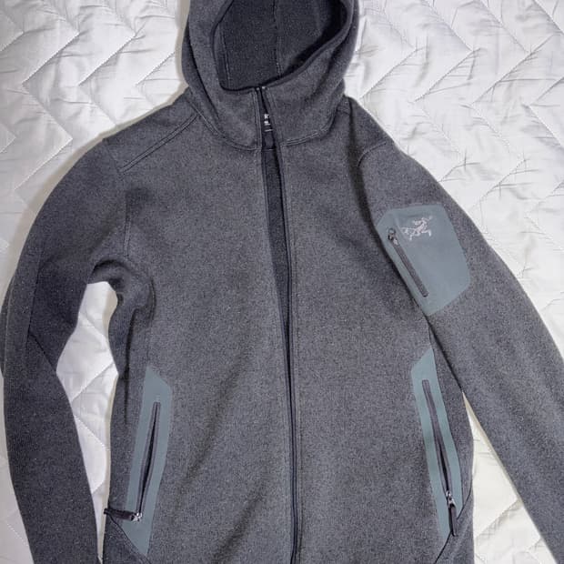 아크테릭스 후드집업