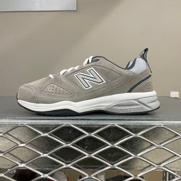 뉴발란스 624 스니커즈 260