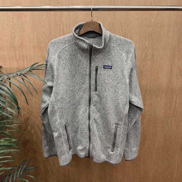 파타고니아 하이넥 신칠라 플리스 집업 지퍼 포켓 디테일 레귤러핏 그레이