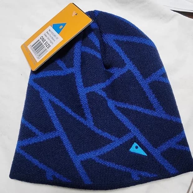 클라터뮤젠 비니