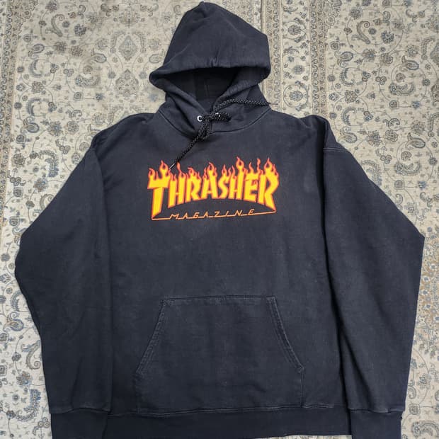 트래셔 블랙 플레임 후드티 (105-108)