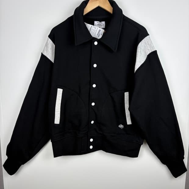 트래블 스카우트 바시티 스웨트 (기모) (새상품)