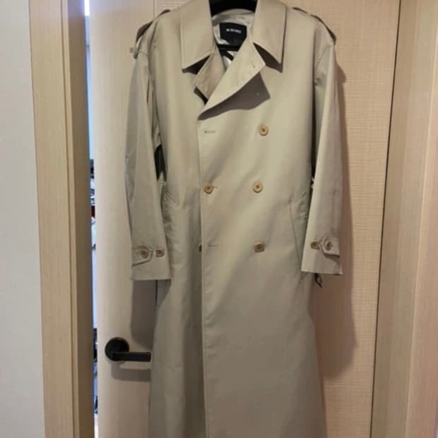 인사일런스 트렌치 크림색 m사이즈