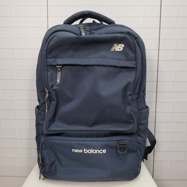 뉴발란스 배낭 백팩 노트북백팩 네이비색