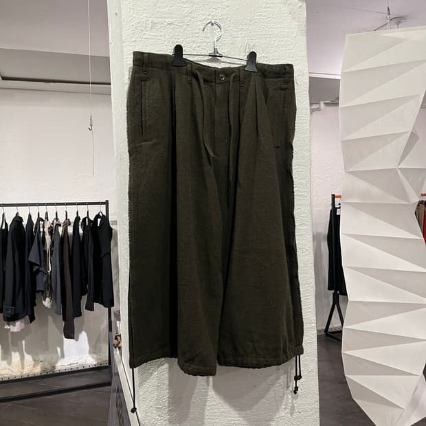 요지야마모토 울 벌룬팬츠 카키