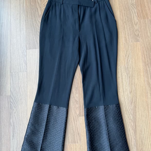 알렉산더 맥퀸 자카드 플레어 팬츠 (블랙)