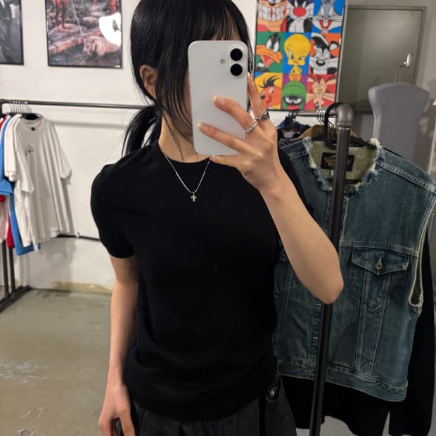 몽클레르 반팔 니트