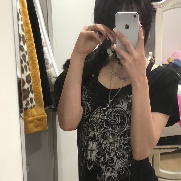 일본 빈티지 펑크 반팔 십자가 갸루 오네갸루 고스 로걀 후루이