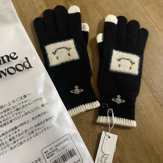 비비안웨스트우드 장갑