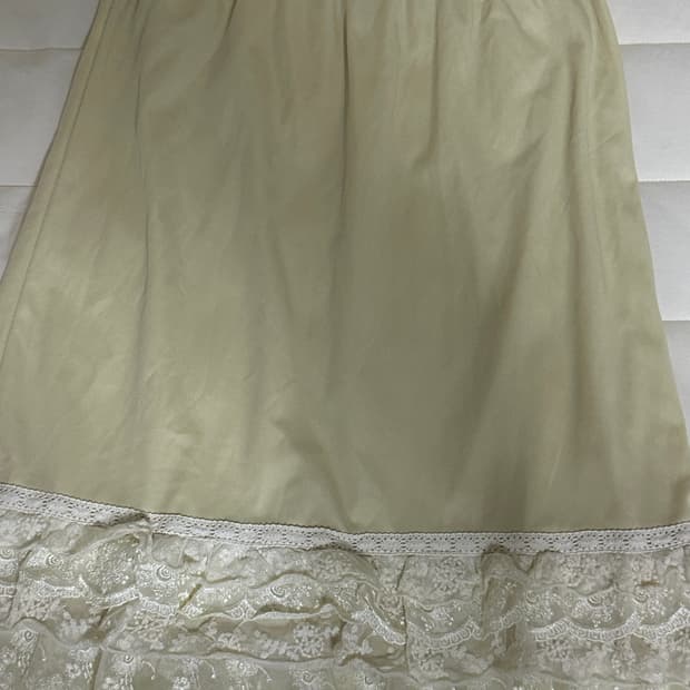 엑시즈팜 레이스 이너스커트