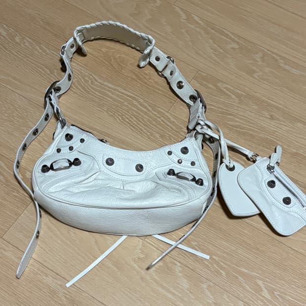발렌시아가 르카골 XS 화이트 가방