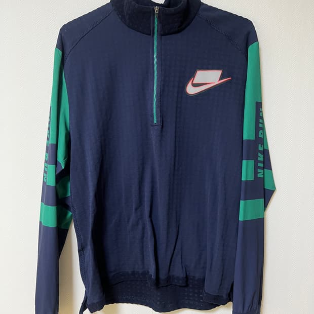 나이키 와일드런 반집업 xl