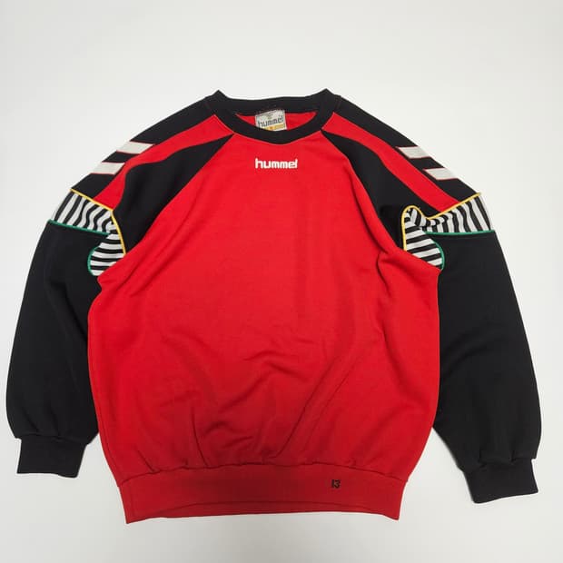 험멜 올드스쿨 맨투맨