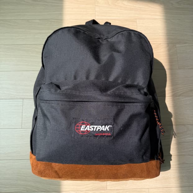 이스트팩 90s 빈티지 스웨이드 바텀 백팩